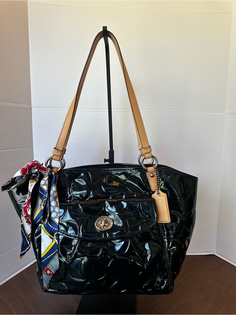 COACH Leah Rich Navy Patent Leather Tote w/ Hang Tag
